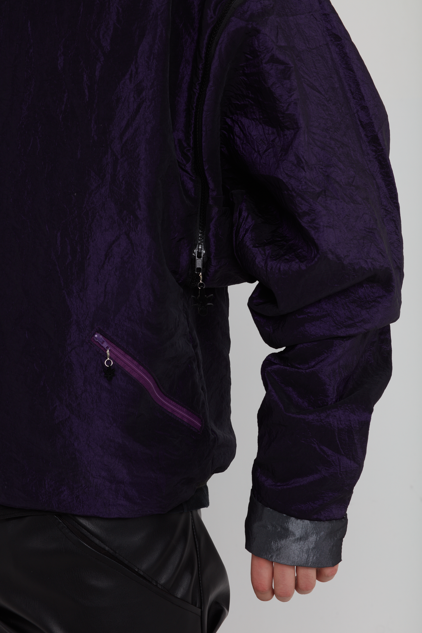 RELIC 001