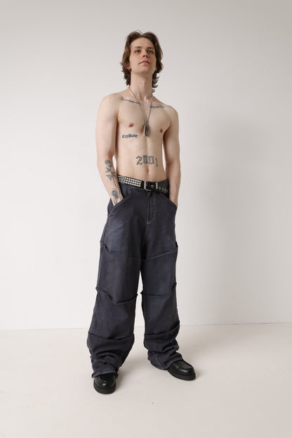 Pleats Baggy Pants