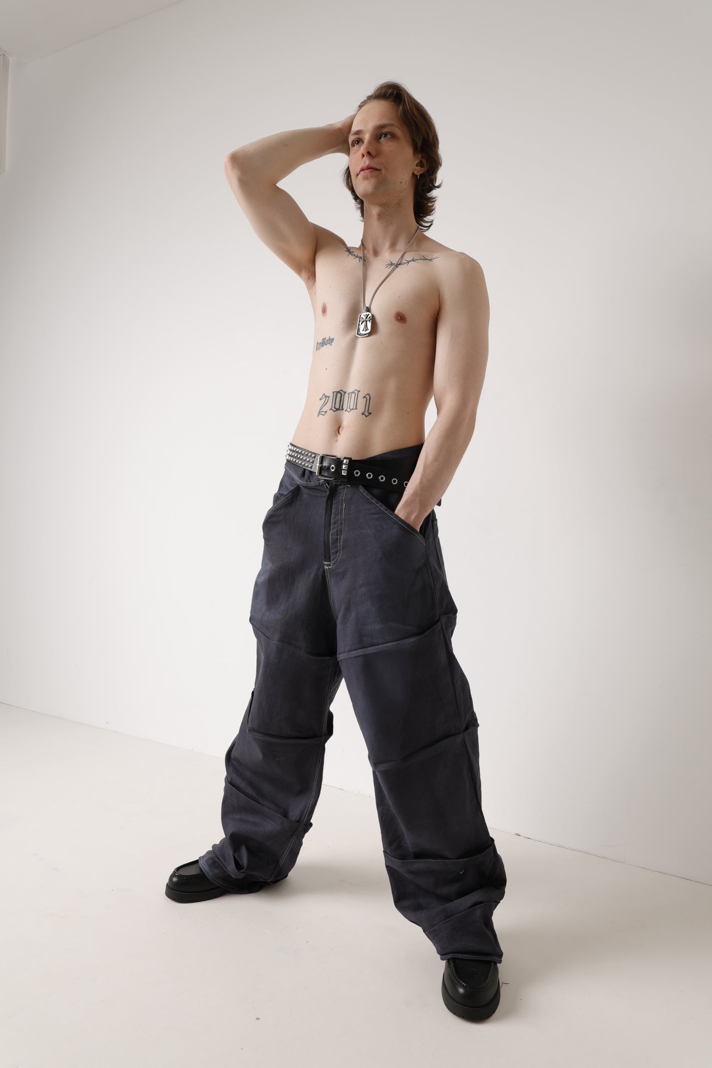 Pleats Baggy Pants