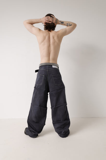 Pleats Baggy Pants
